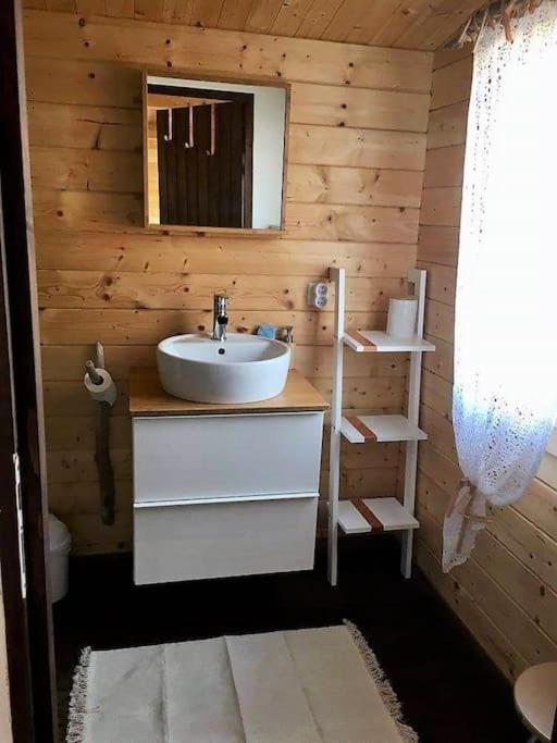 Le Chalet Sous L'Olivier Boulbon Esterno foto